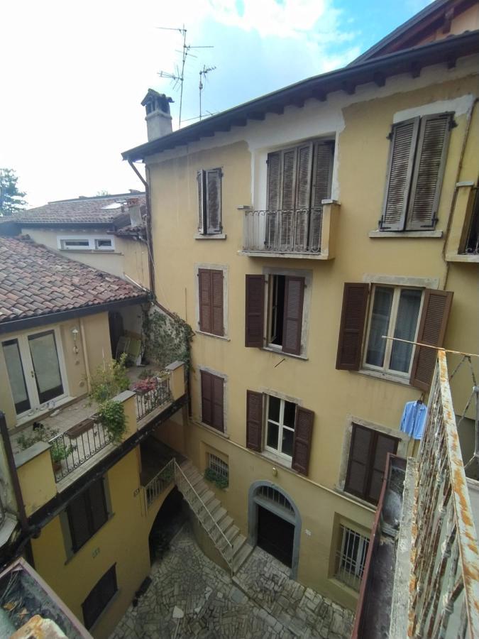 Casa Lalla In Centro Storico A Бергамо Экстерьер фото